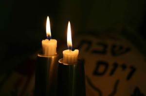 shabbat-candles